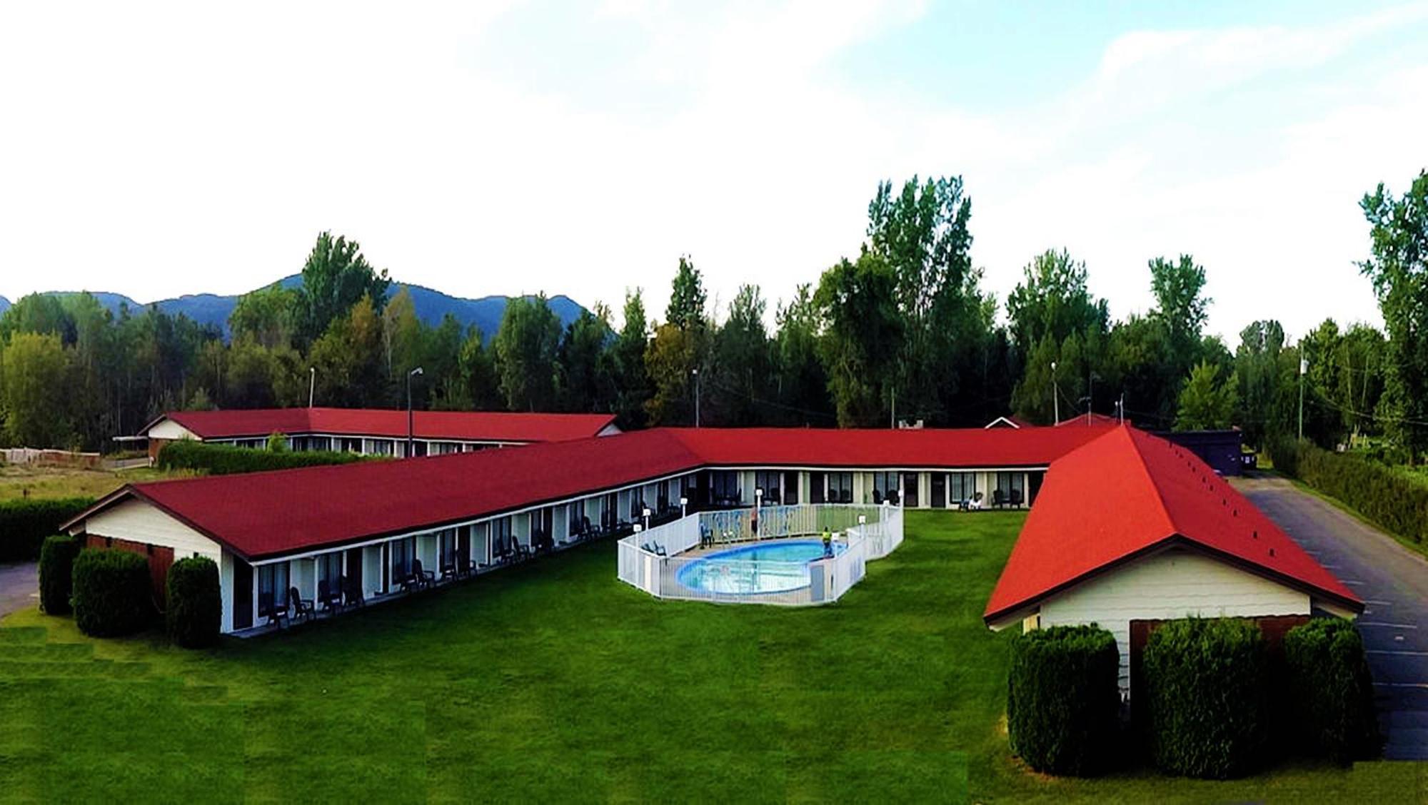 Hotel Motel Bonsoir Гранби Экстерьер фото