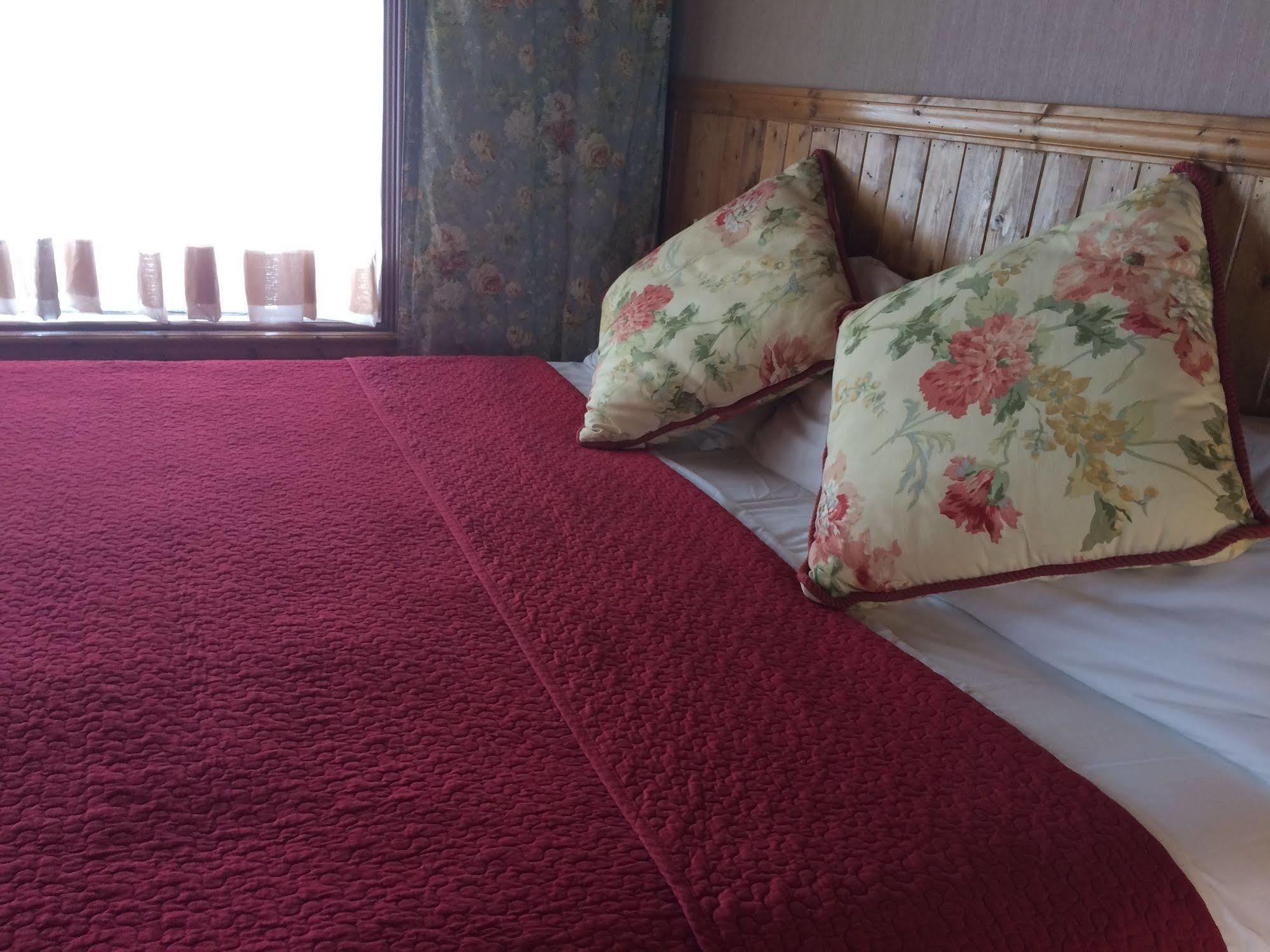 Hotel Motel Bonsoir Гранби Экстерьер фото